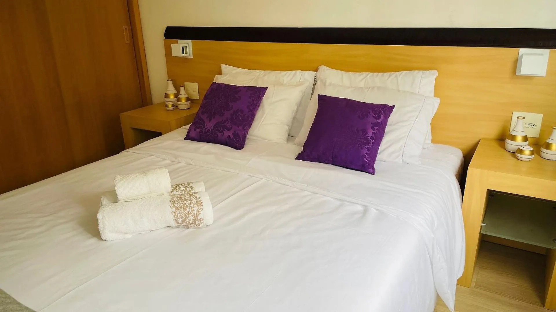 Apartamento Morada Deluxe Vila Olimpia - Flat Em Hotel Moderno Em Bairro Nobre São Paulo